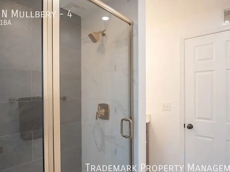 323 N Mulberry St #4 — Photo 16