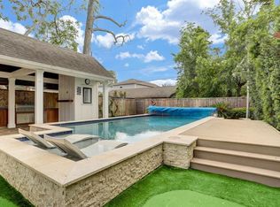 2121 Oxford St, Houston, TX 77008