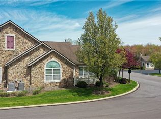 871 Tara Dr, Aurora, OH 44202