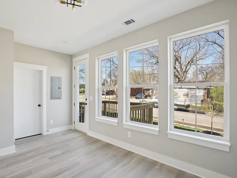 371 Archwood Dr — Photo 20
