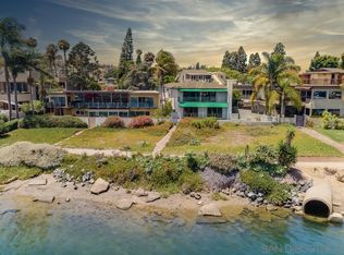 991 Scott St, San Diego, CA 92106