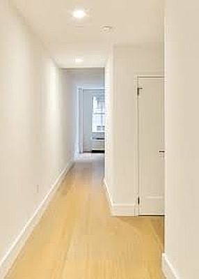 5th image of 56 Pine St #1811