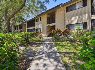 3223 Fox Chase Cir N APT 206, Palm Harbor, FL 34683