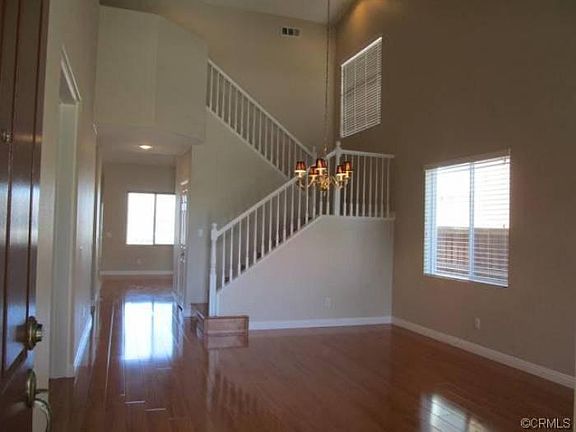 3rd image of 46213 Drymen Ave