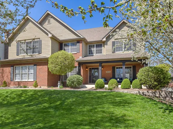 39W202 Warner Ln, Geneva, IL 60134