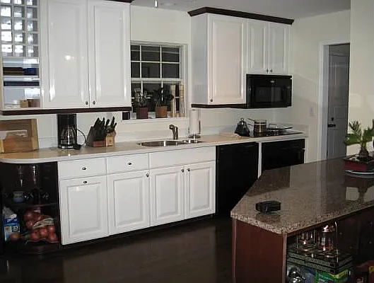 2 bed, 2.5 bath, 1742 sqft, $2,800 — Photo 2