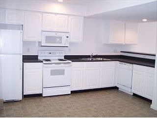 5th image of 3383 S Oaklawn Cir