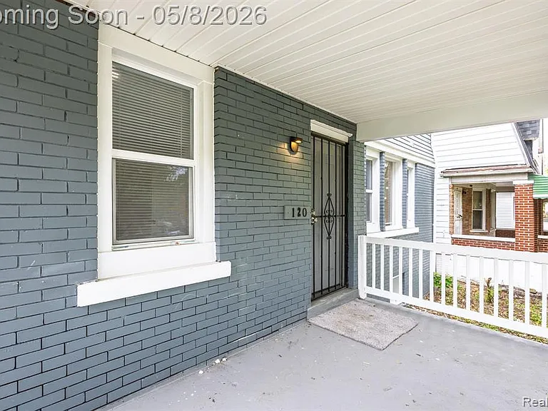 120 Woodland St — Photo 7