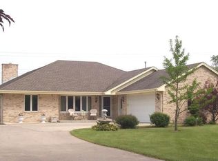 421 Stuart Rd, Racine, WI 53406