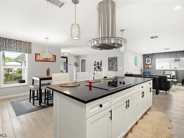 2124 Saint Croix Ave, Fort Myers, FL 33905