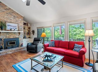 944 Clear Water Trl, Holly Lake Ranch, TX 75765