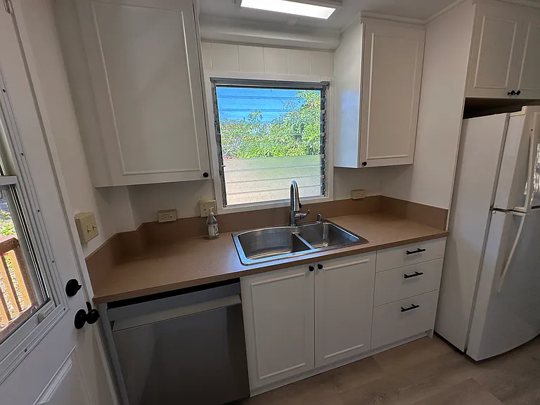 314 Iliaina St — Photo 5