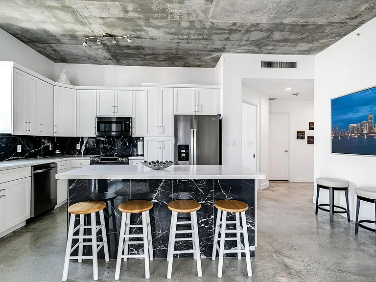 234 NE 3rd St #1107 — Photo 17