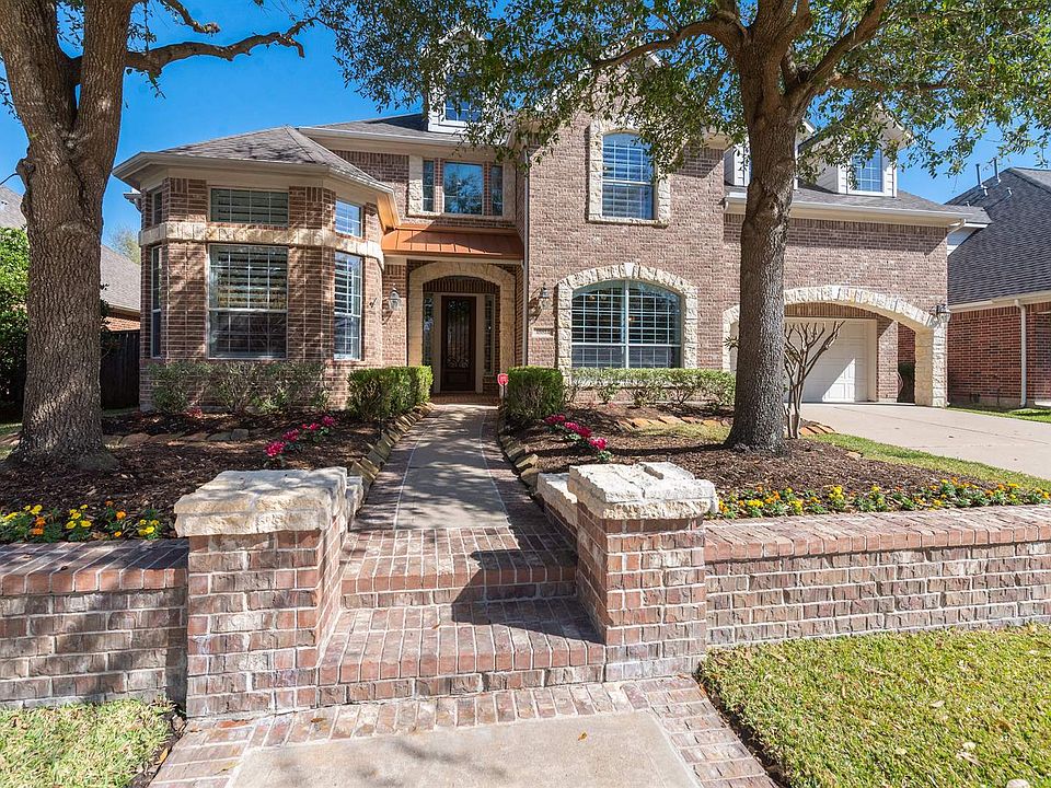 1st image of 18814 Banyan Cove Ln