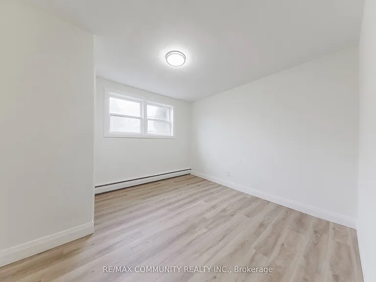 383 Buena Vista Ave #B3 — Photo 12