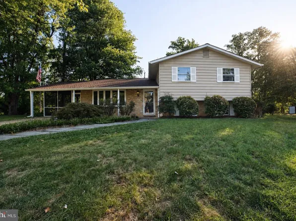 1302 Homewood Ln, Annapolis, MD 21401