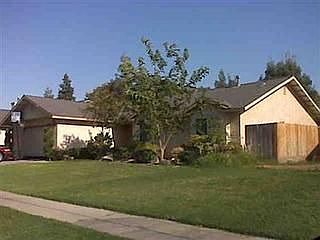2nd image of 4942 E Burns Ave