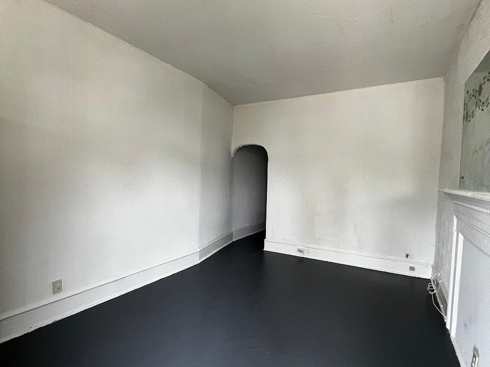 1st image of 1435 W Cayuga St Floor 1