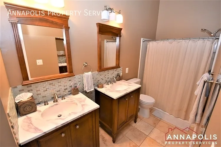 37 Harbour Heights Dr — Photo 11