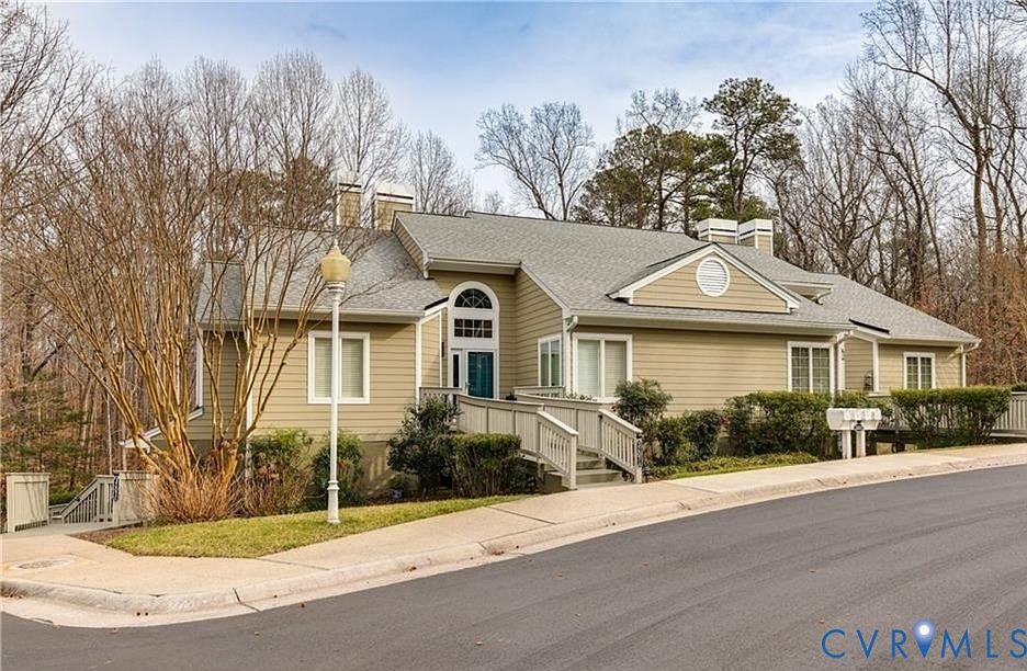 1st image of 3207 Stony Point Rd APT C