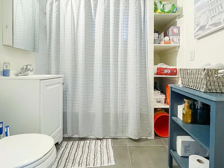 16 Foster St #1 — Photo 6