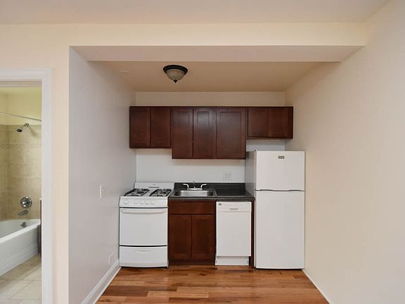 2nd image of 373 Hazel Ave #4A