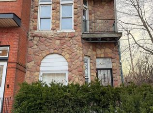4104 S Lake Park Ave, Chicago, IL 60653