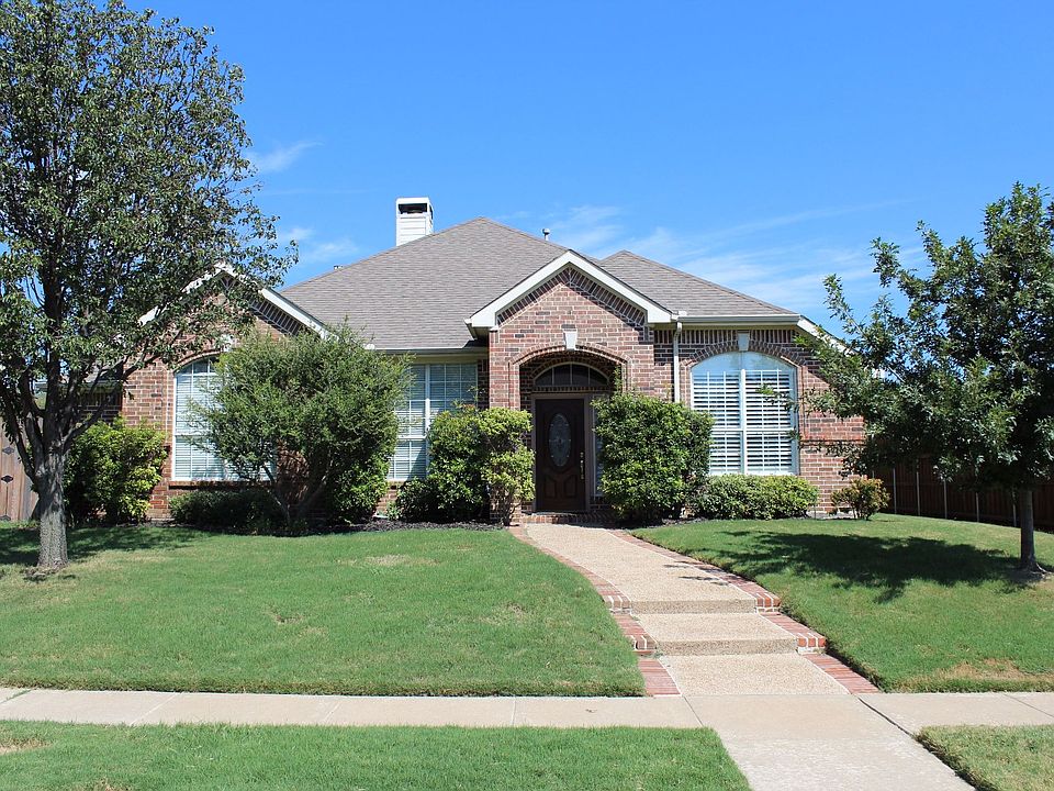 1st image of 3013 Edwards Dr