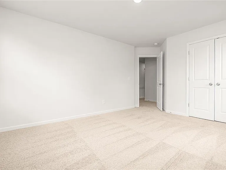 410 Point Place Dr — Photo 25