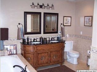 10 Kevin Dale Pl, Jackson, NJ 08527