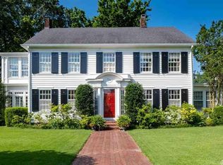 470 Ridgeway Dr, Little Rock, AR 72205