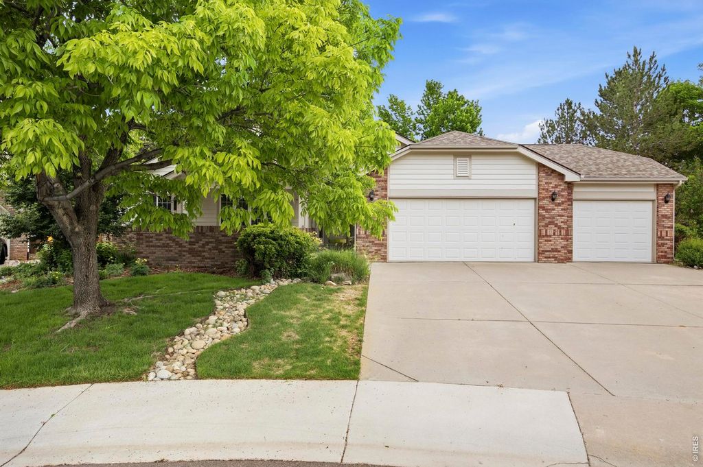 757 Pioneer Pl