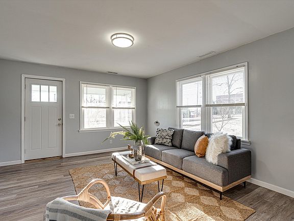 5th image of 614 Elm Ave
