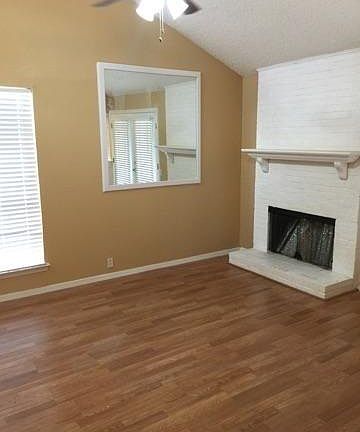 5th image of 11805 Leisure Dr