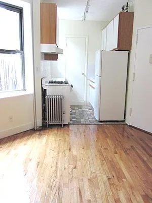 Rented by City Connections Realty | media 12