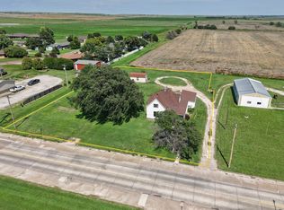 750 N 1st St, Osborne, KS 67473