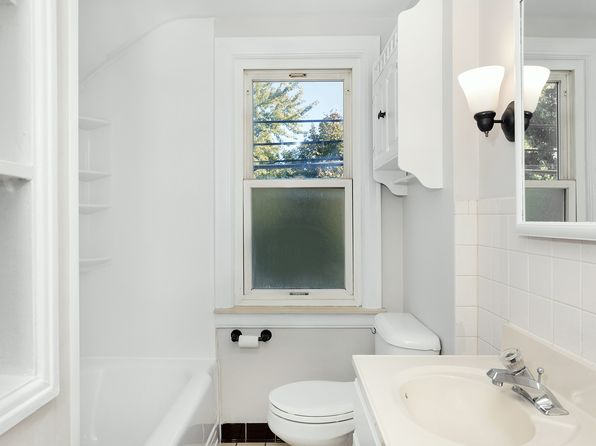 15704 Cleveland Ave #2