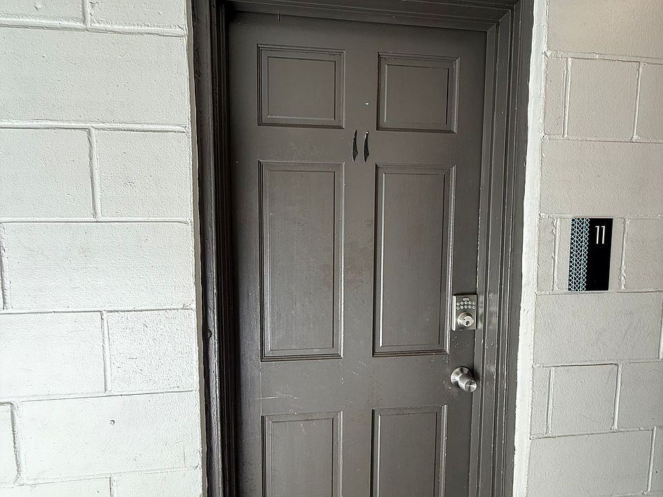 1st image of 14 21st St N APT 11