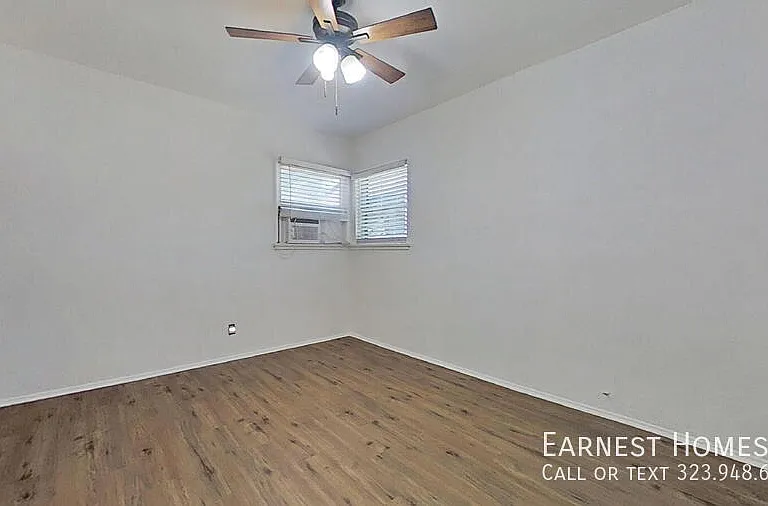 15544 Romar St — Photo 16