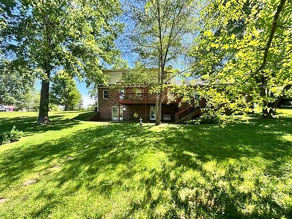 4th image of 115 Tammie Ln