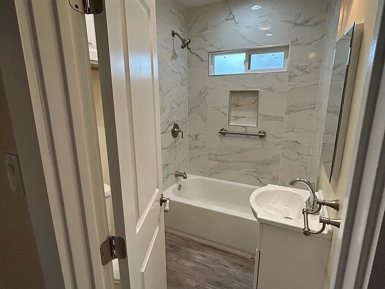 3320 E Ransom St — Photo 3