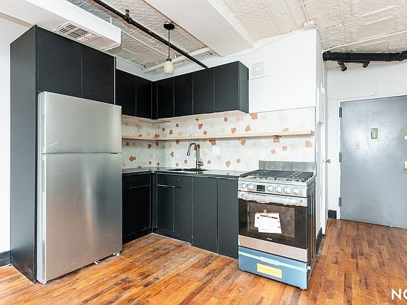 3rd image of 27 Arion Pl APT 307