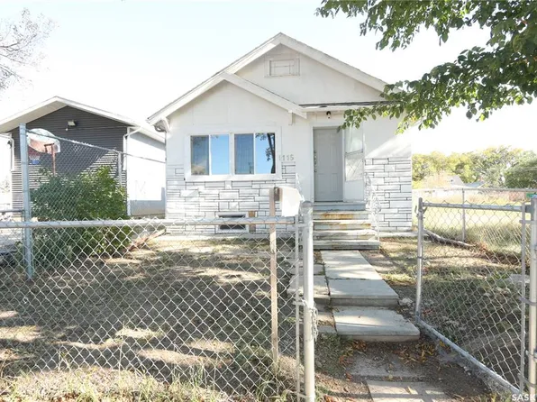 1115 Robinson STREET, Regina, SK S4T 2N1