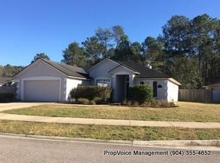 1544 Porter Lakes Dr, Jacksonville, FL 32218