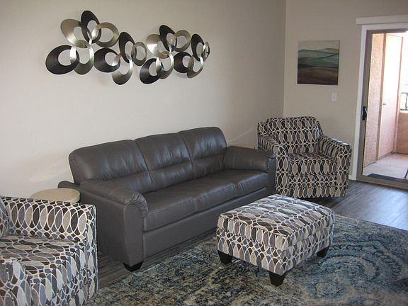 5th image of 1941 S Pierpont Dr #2004