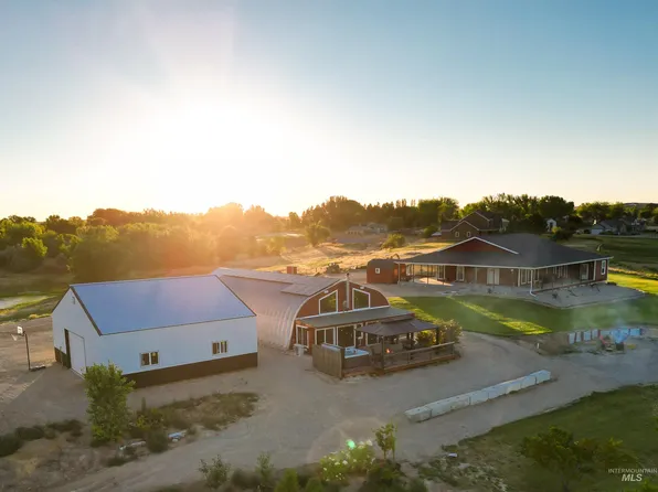 7360 Sagebrush Ln, Caldwell, ID 83607
