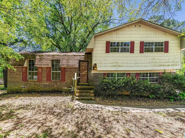 4 Oakdale Dr, Montevallo, AL 35115