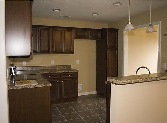 3rd image of 1477 Bruceton Dr #D
