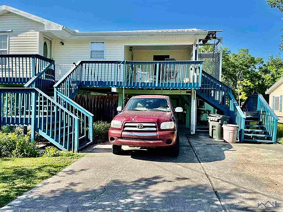 2nd image of 106 Mimosa Ln