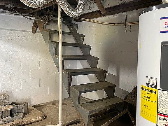 Half basement - unfinished 